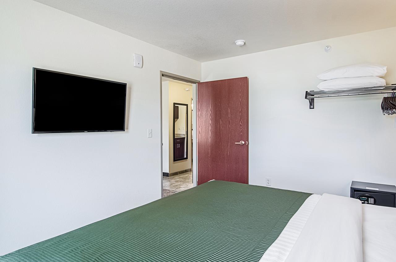 Cobblestone Inn & Suites - Guernsey Zewnętrze zdjęcie