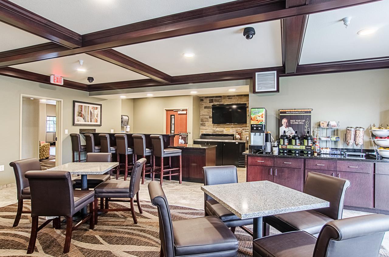 Cobblestone Inn & Suites - Guernsey Zewnętrze zdjęcie